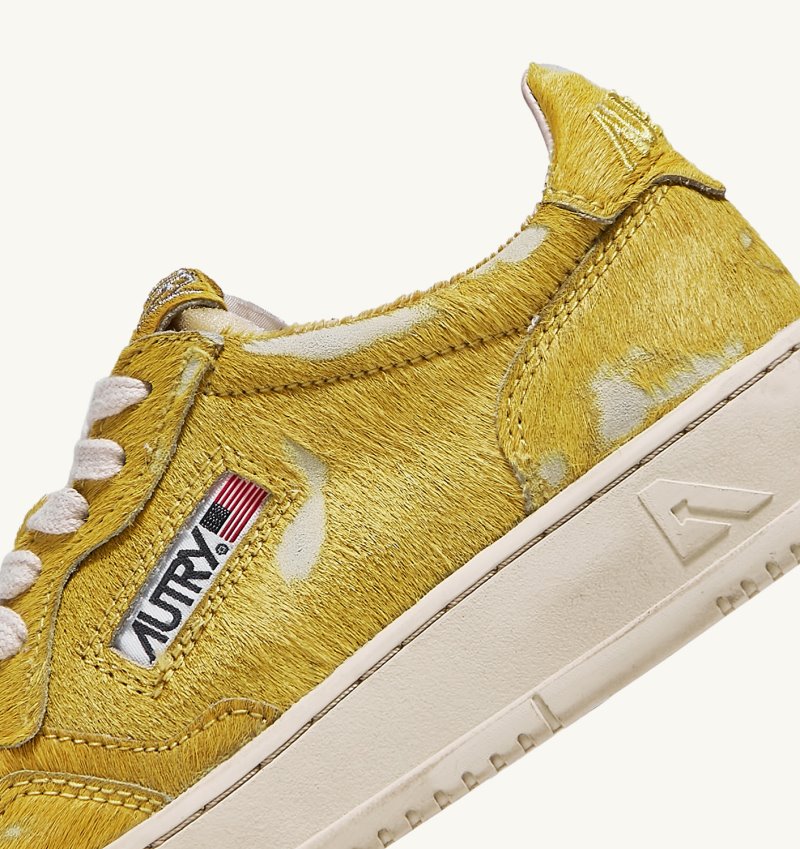 Zapatillas Autry Medalist Low Mujer Amarillo | M2TC0QU